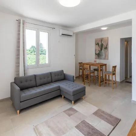 Holiday home Belvilla By Oyo La Casa Di Isotta